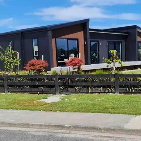Miss Eastons Whare Villa Westport Eksteriør bilde
