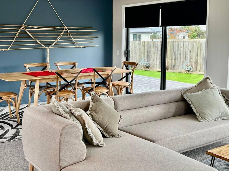 Miss Eastons Whare Villa Westport Eksteriør bilde