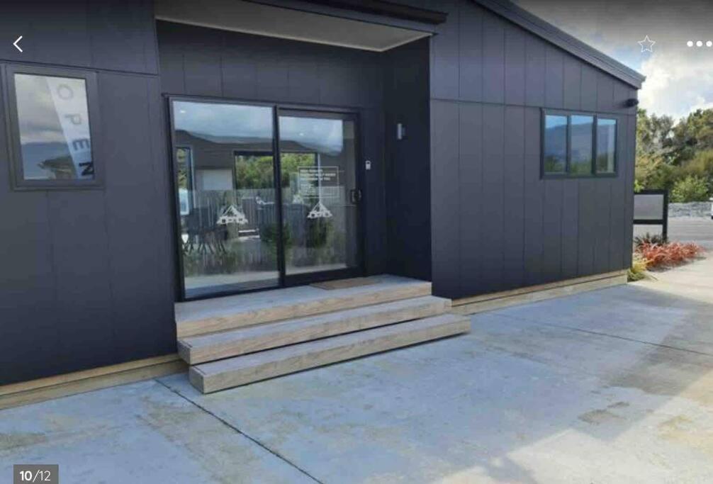 Miss Eastons Whare Villa Westport Eksteriør bilde